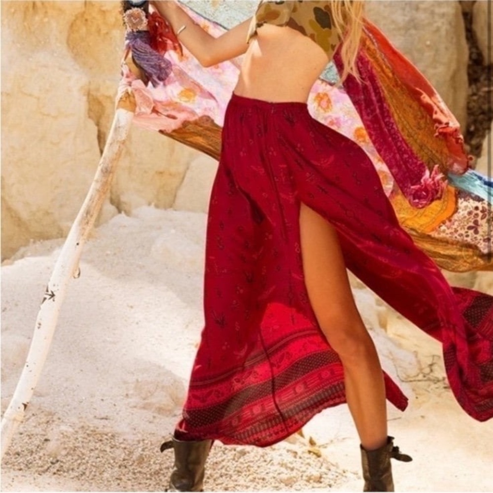 Spell 
Phoenix Maxi Skirt Magenta size M